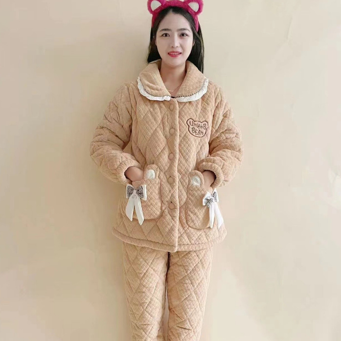 パジャマ女性冬のサンゴのベルベットの三層の厚いベルベット保温綿フランネル春秋冬の家庭服