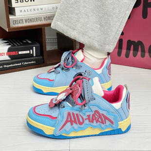 Women's skate shoes 2024 spring new versatile ins super popular gray shoes couple lightweight platform bread women's shoes