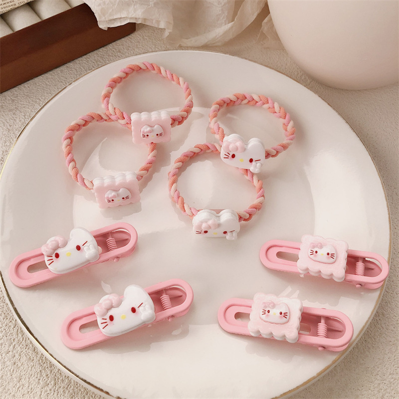 Cute gatito correa de correa