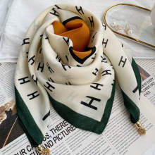 围脖护颈小方巾围巾女2025新款秋冬季保暖三角棉麻磁吸扣懒人领巾