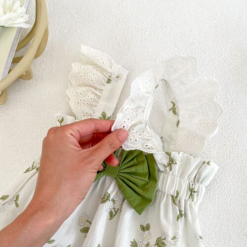 2024 Summer Thin Baby Girl Jumpsuit Floral Flying Sleeves Triangle Harness Romper Suit Baby Bow Clothes