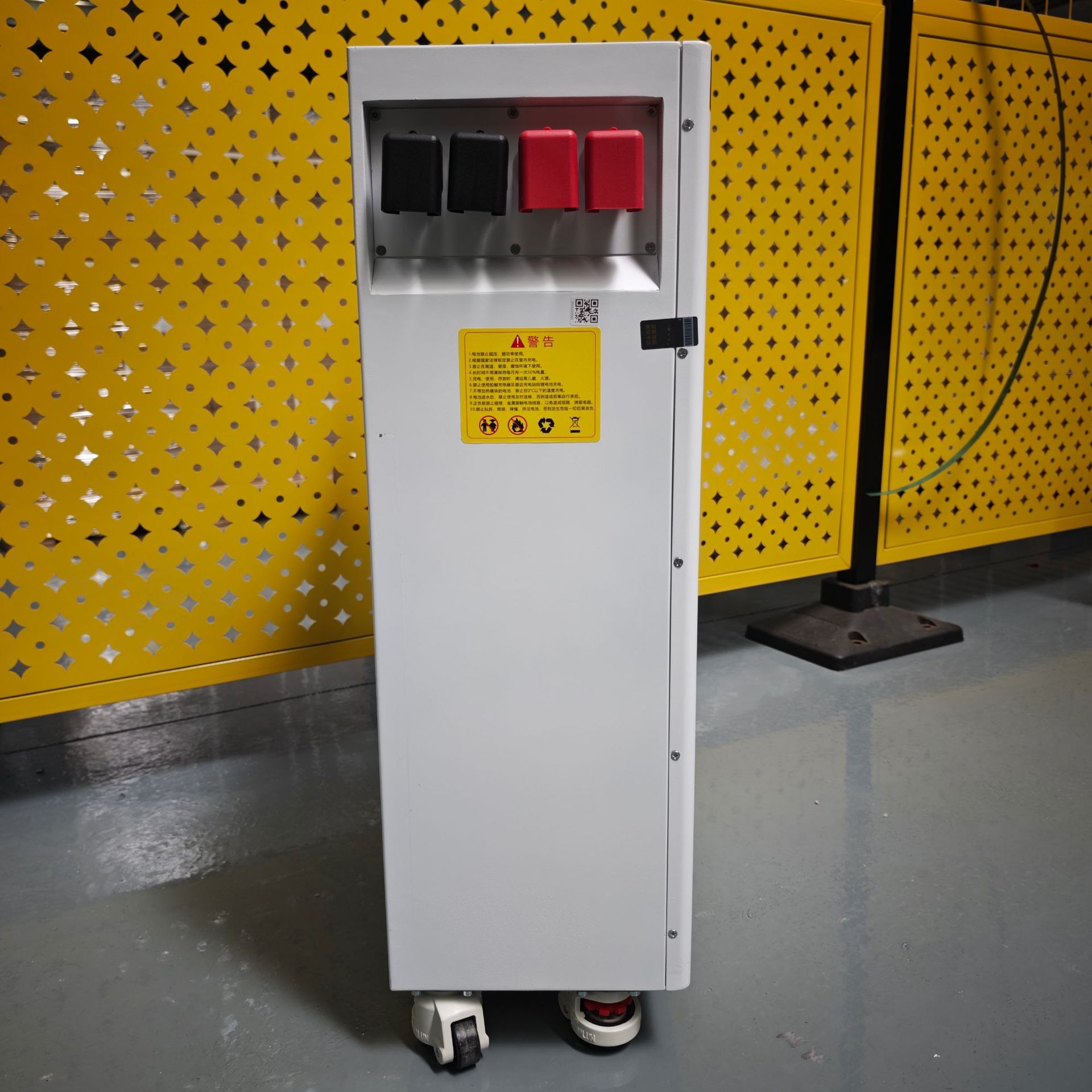 Sistema de almacenamiento de energía fotovoltaica doméstico de fosfato de hierro de litio de 16 grados 8000 + ciclo de certificación completa tipo de exportación