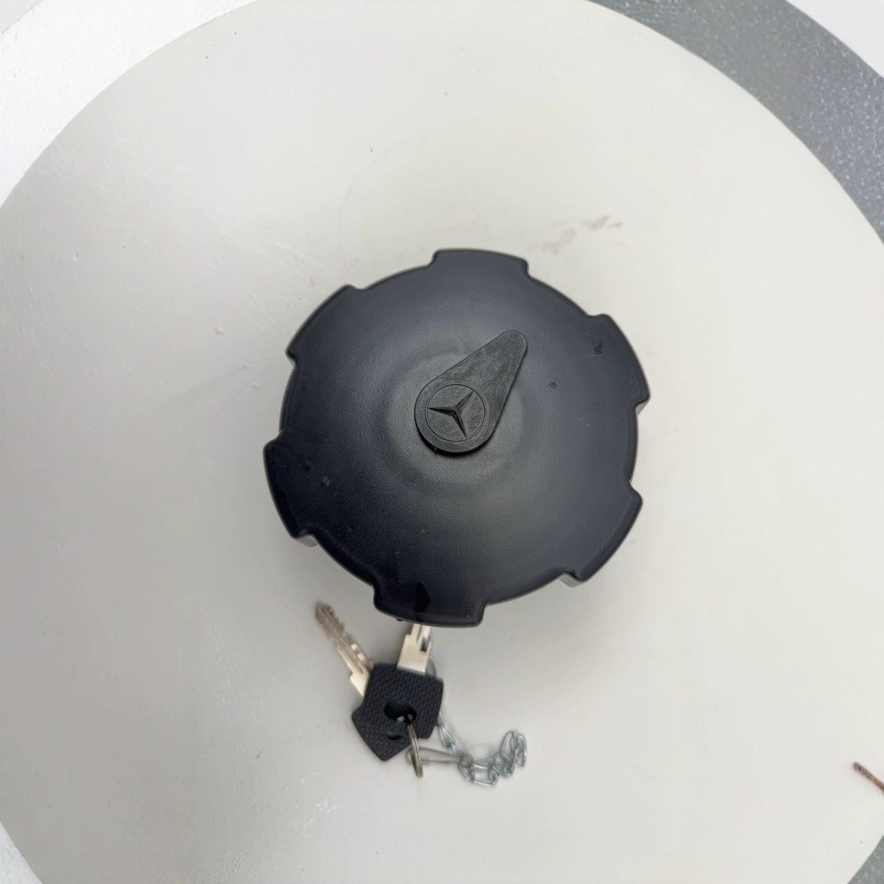 ACTROS奔驰卡车油箱盖奔驰泵车油箱盖A0004700405