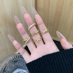 簡約日韓黃色素圈字母高級感戒指輕奢小眾獨特氣質百搭冷淡風指環