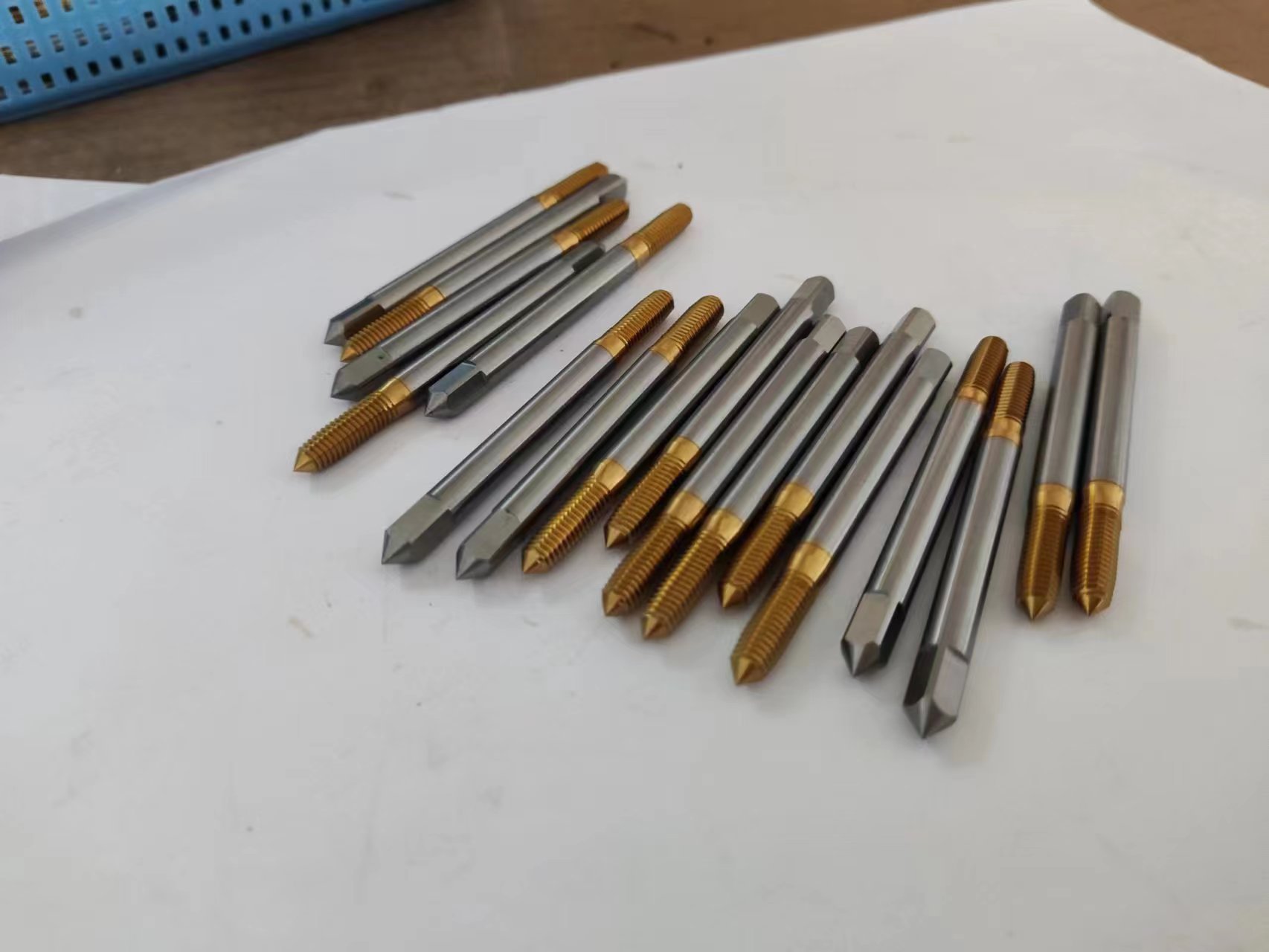 模内攻牙用M3M4M5M6尖头短牙挤压丝攻-CPM料寿命远超进口