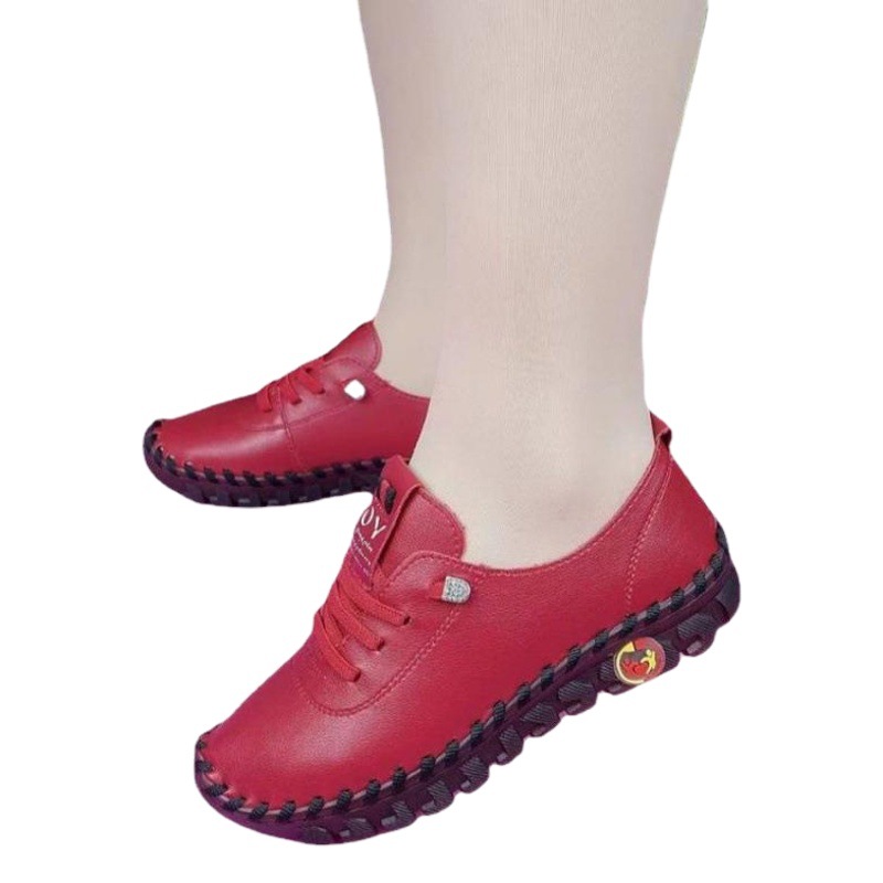 Tendón de la carne inferior suave zapatos de la madre de las mujeres primavera y verano 2022 nuevos zapatos planos de una sola capa zapatos casuales transfronterizos más el tamaño al por mayor de la boca baja