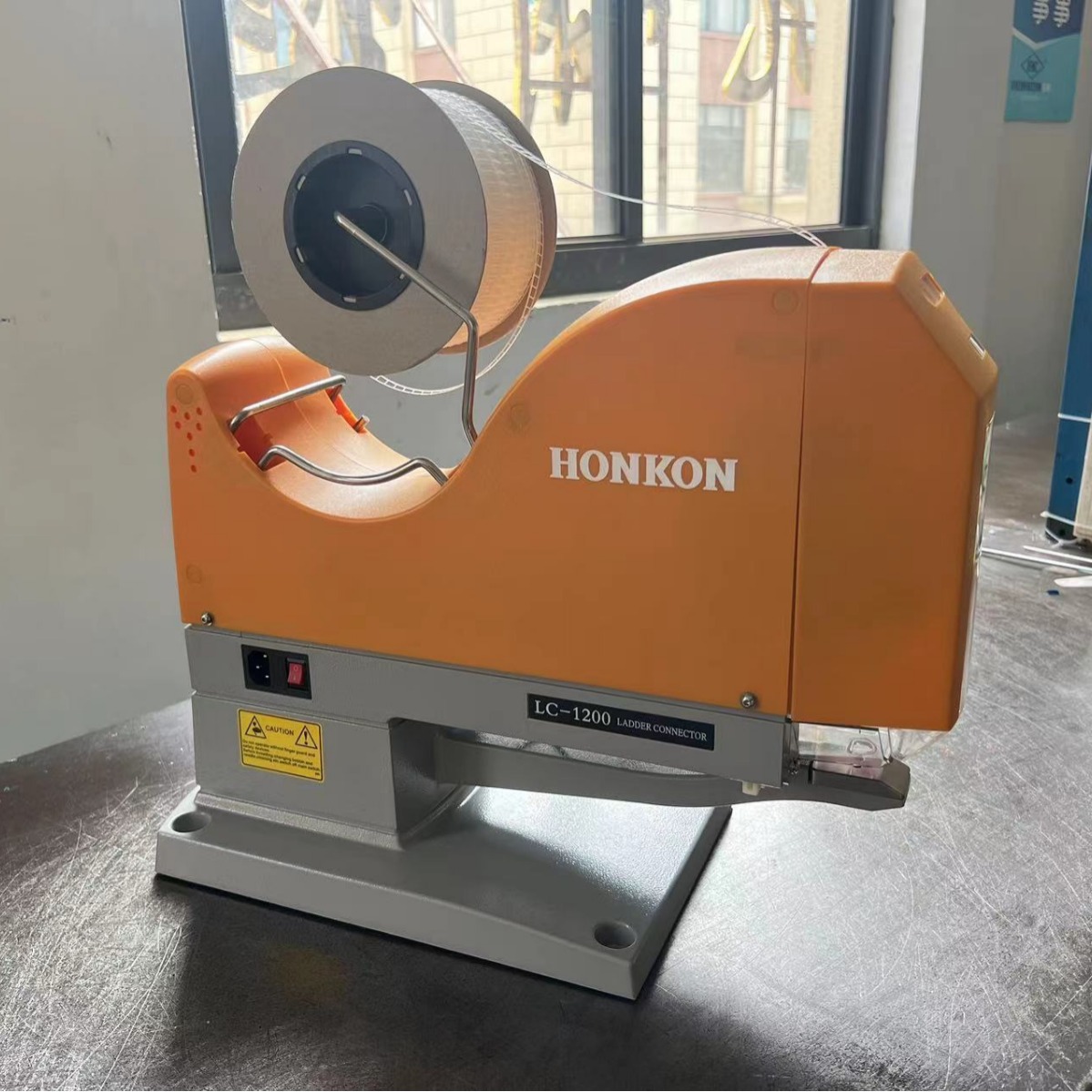 Jiefu 1200 marca registrada máquina de etiquetado de uñas, juguetes de mezclilla, artesanías, calcetines, marca de marca, venta directa de fábrica al por mayor