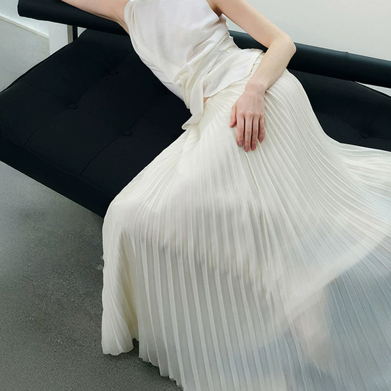 2026 New Autumn and Winter A-Line Pleated Large Hem Skirt for Women, White Chiffon Skirt, Versatile Long Skirt 2026 New Autumn and Winter A-Line Pleated Large Hem Skirt for Women, White Chiffon Skirt, Versatile Long Skirt