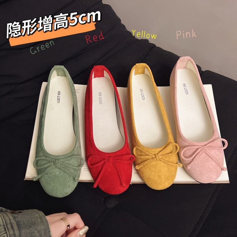 Aumentar la altura interior de la camisa de la luz de la primavera de la mujer un nuevo tipo de suela gruesa de un pie de zapatos con falda de zapatos de frijol amarillo