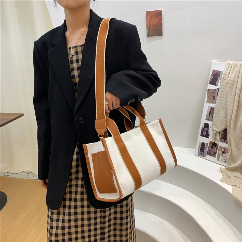 capacious shopping bag