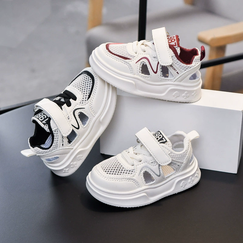 Детские сандалии 2025 Летняя новая детская обувь легкая мягкая подошва спортивная сандалия для мальчиков