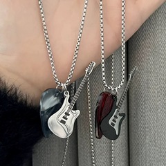 ロックピックギターネックレスヒップホップ男潮小衆デザイン個性トランポリンカップルペンダント男女子アクセサリー