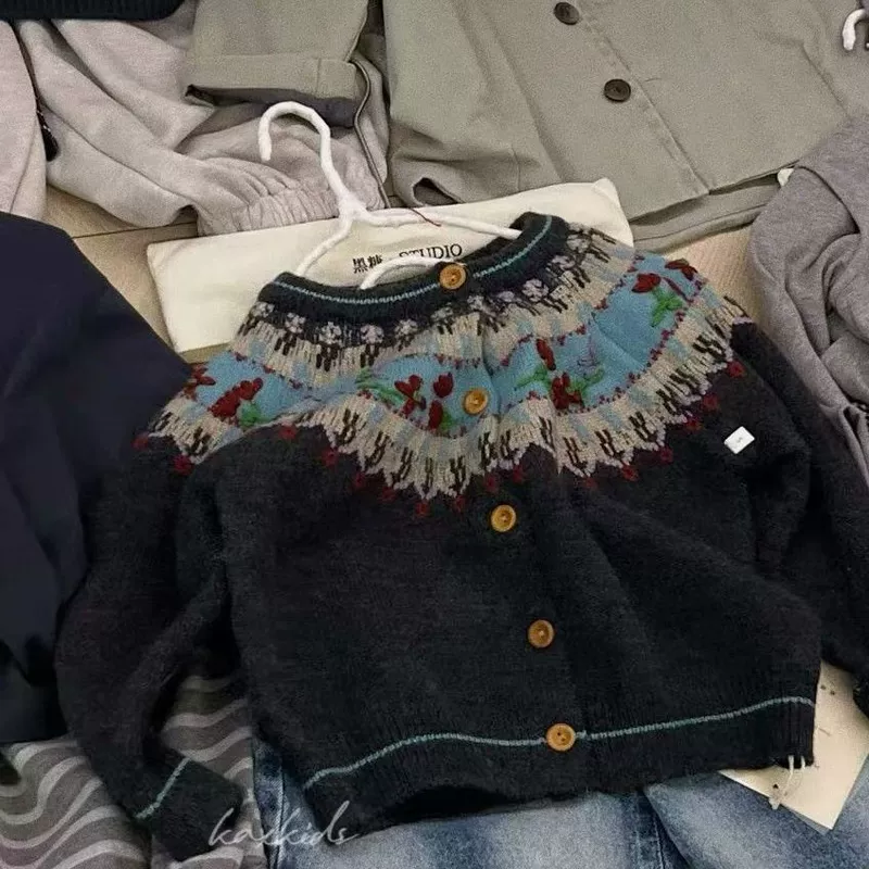 Детские свитера