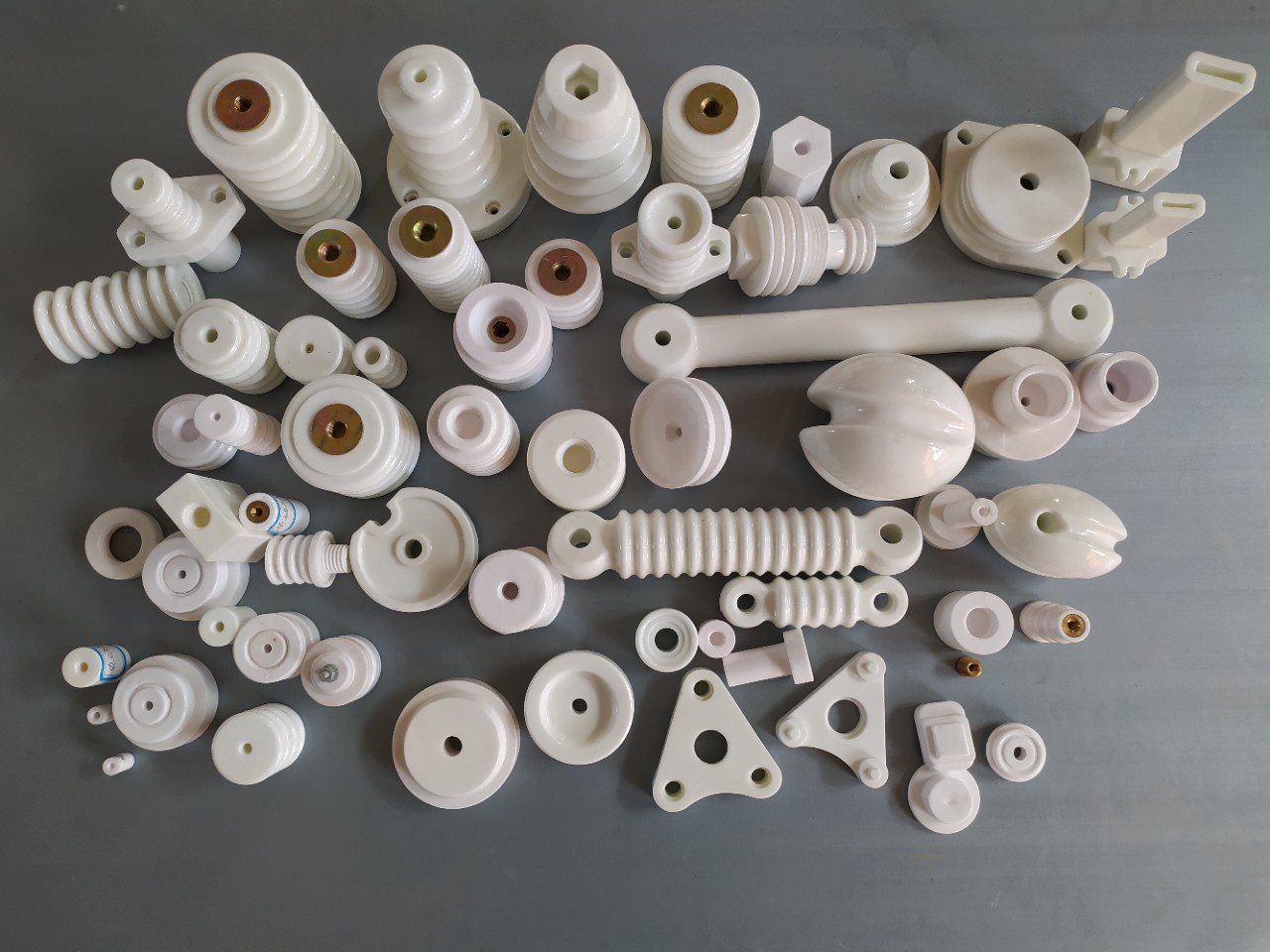 95氧化铝陶瓷绝缘耐磨耐高温工业陶瓷、陶瓷零部件