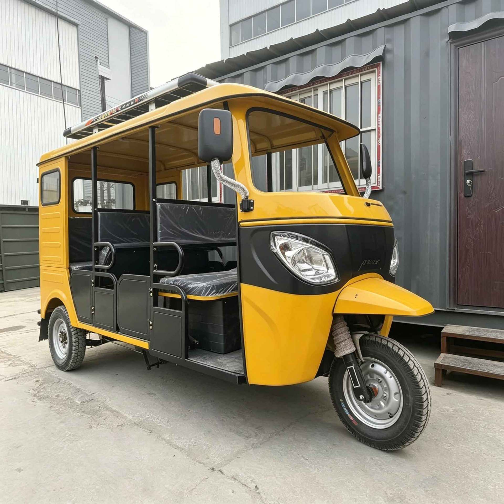 Solar-Powered Tricycle, Small Three-Wheeled Vehicle for Cross-Border Multi-Seat Sightseeing Tourism, Passenger Transport Tricycle for Africa, Foreign Trade