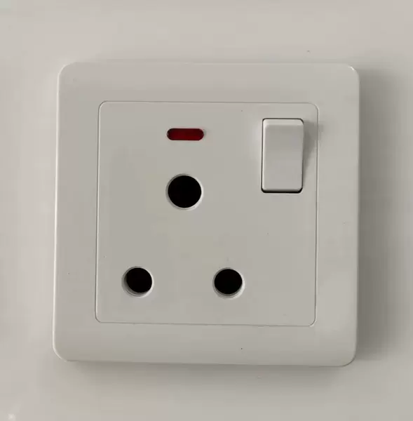 One open 15a with light socket