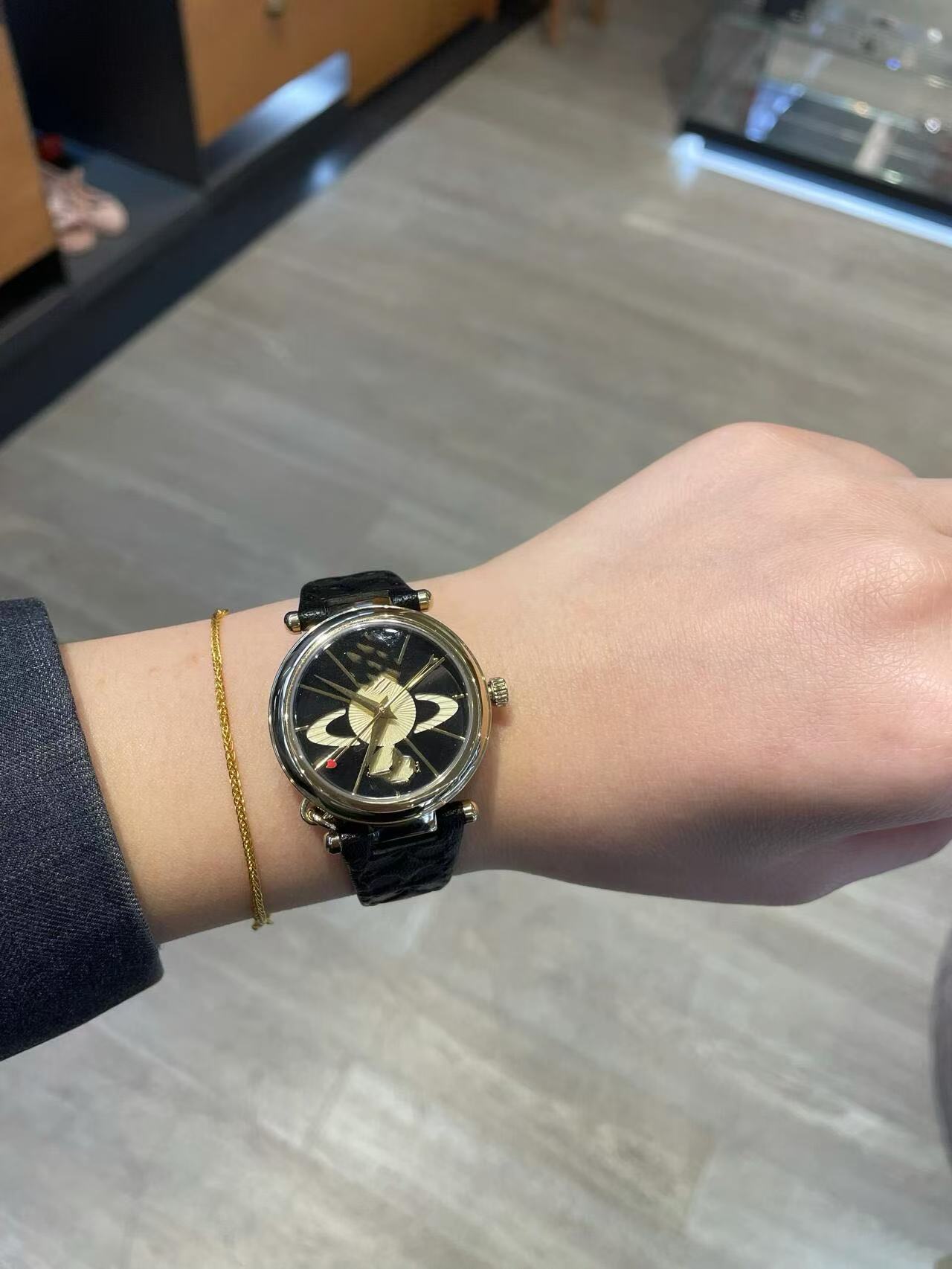 32vva+ counter gift box