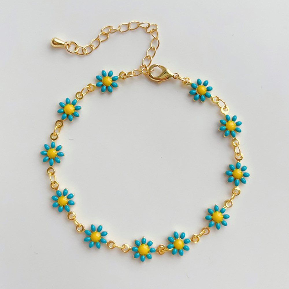 33g Weight 0.03µm Gold Plating Thickness Retro Geometric Flower Pearl Soft Clay Copper Beaded Women's Bracelets