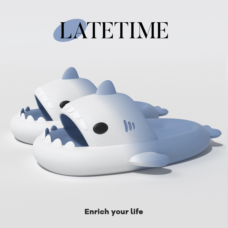 Cross-Border Hot-Selling Gradient Shark Slippers with Thick Soles, Comfortable for Summer Outdoor Wear, Quirky Couple Slippers, Wholesale and Dropshipping