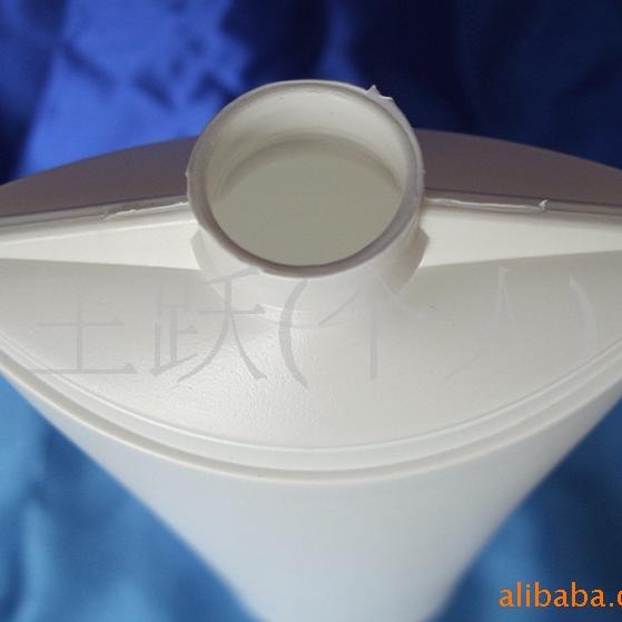 一次成型PE吹塑洗发水瓶模具 吹塑瓶子产品加工 PP瓶子模具 pp模