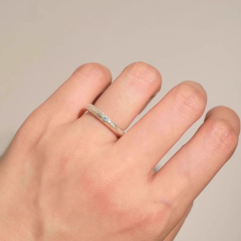 Herrenring Aus Titanstahl Minimalistisch Und Hautfreundlich_voghion.com