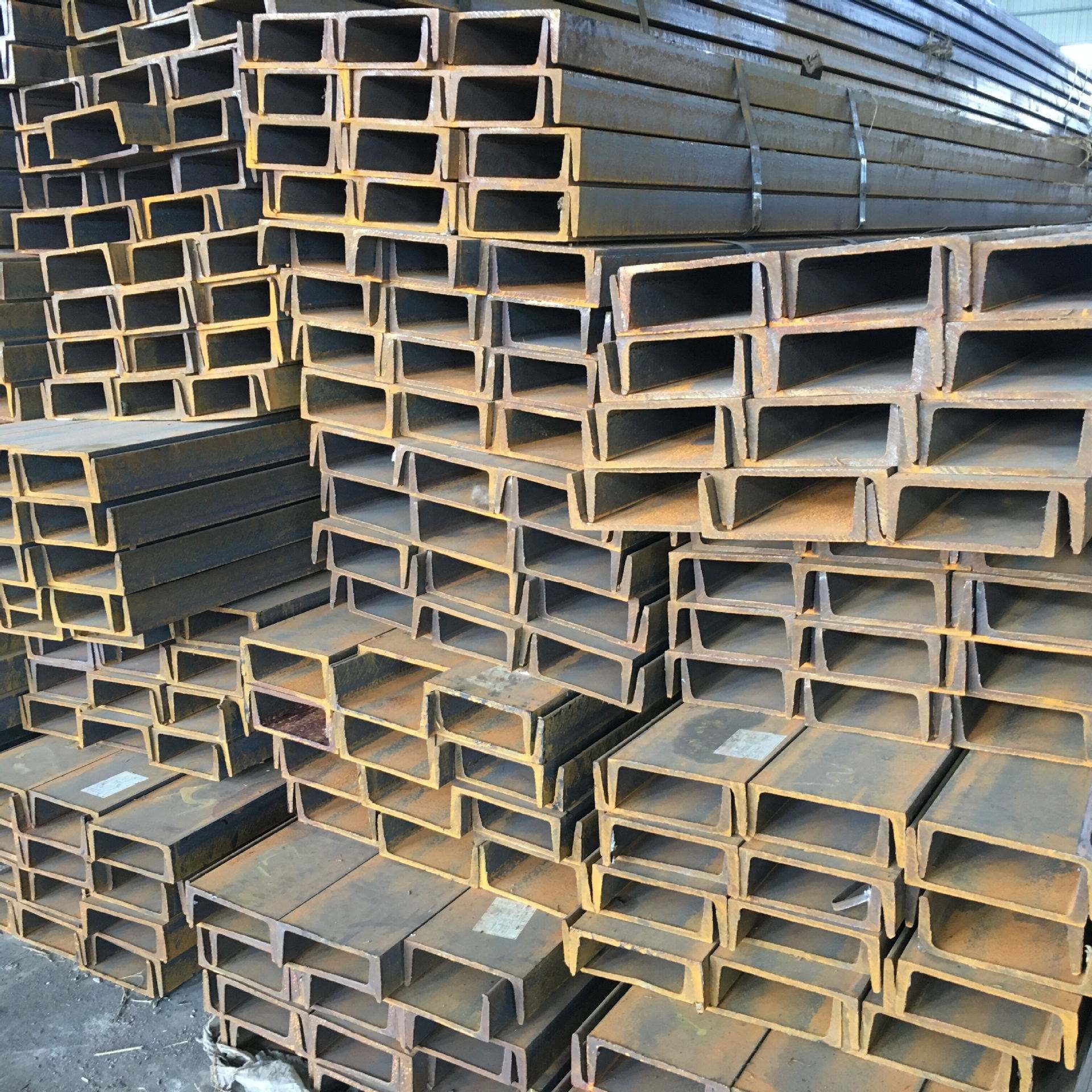 批发可切割加工开孔用于钢结构Q235B热轧镀锌槽钢厂家直销钢架