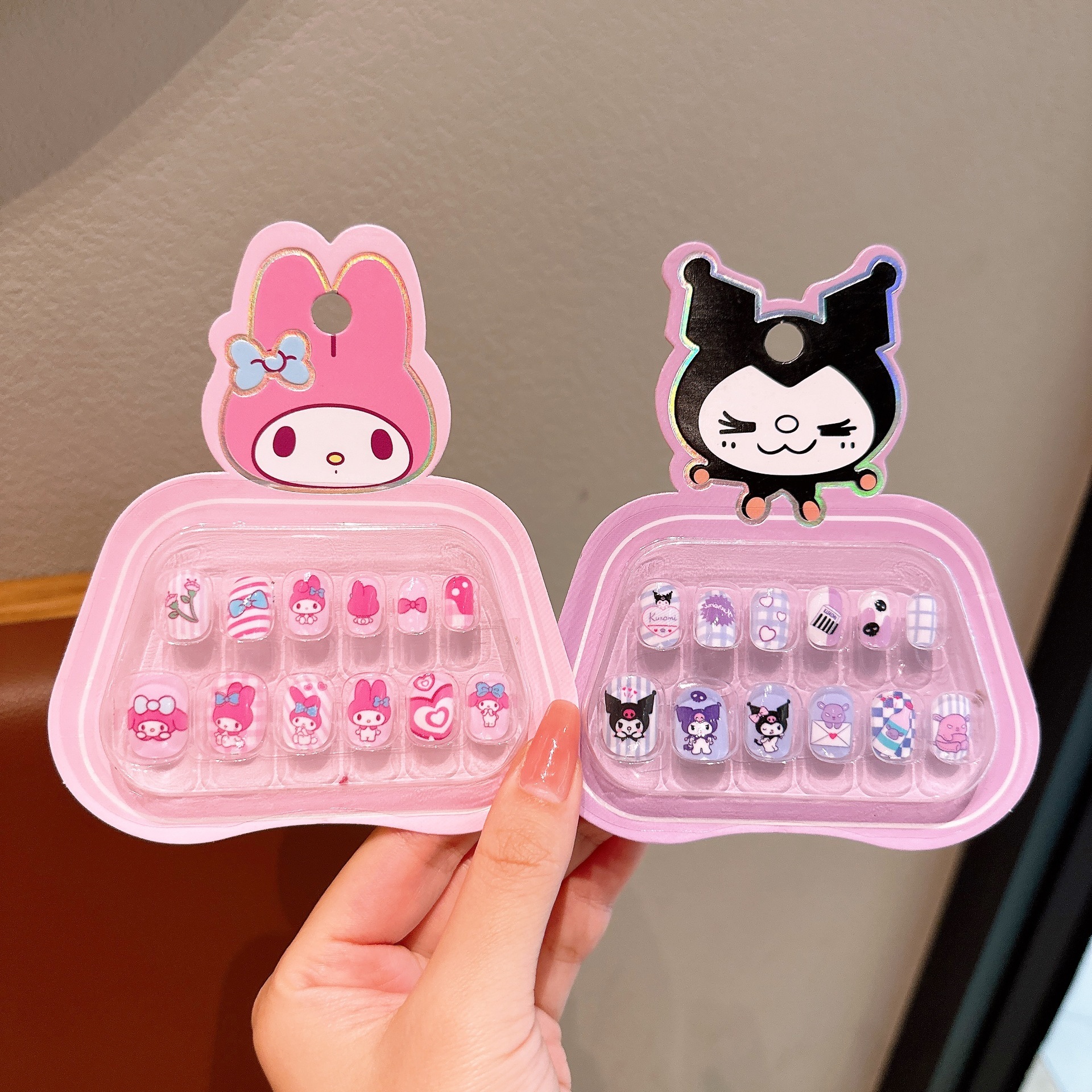 Niños Kulomi dibujos animados bebés usar uñas niñas lindas manicure parches de uñas impermeables para usar