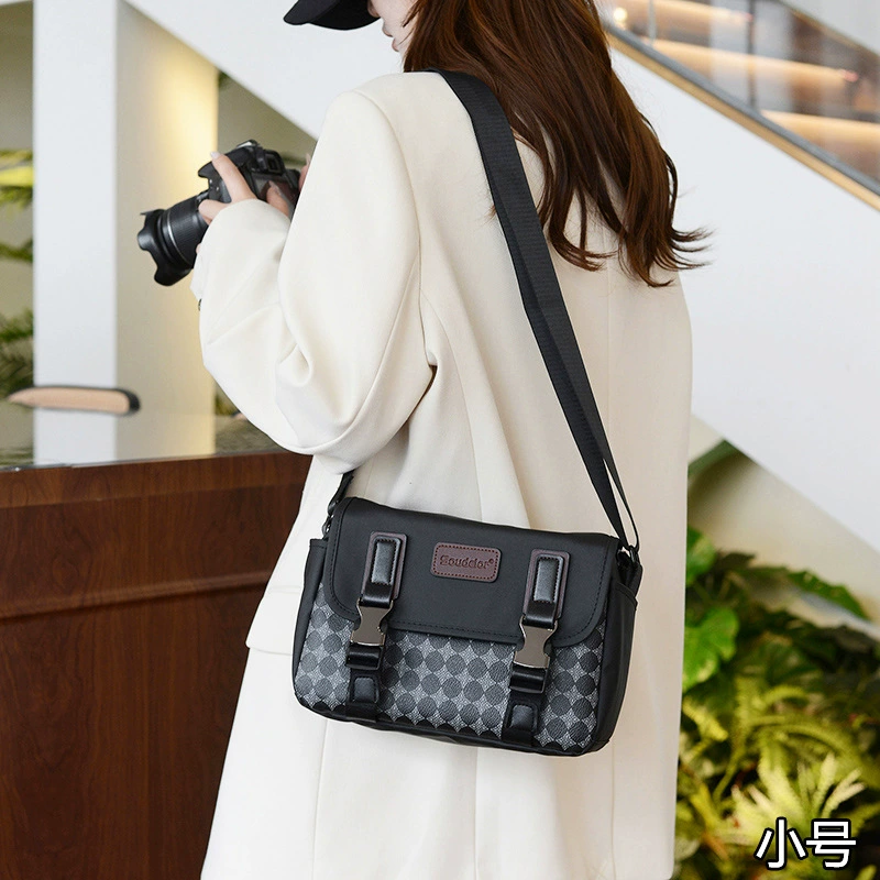 Camera bag (Canon, Sony compatible) — waterproof one‑shoulder messenger, padded, small/large