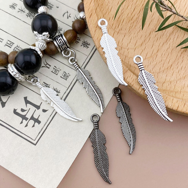 Alloy Xizang Silver Feather Pendant Handmade DIY Accessories Bracelet Necklace Pendant Jewelry Ornament Accessory Materials Alloy Xizang Silver Feather Pendant Handmade DIY Accessories Bracelet Necklace Pendant Jewelry Ornament Accessory Materials