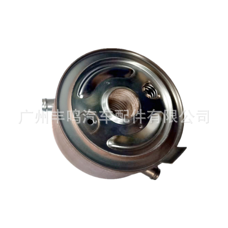 1240A008 núcleo del enfriador de aceite del coche adecuado para Mitsubishi L200