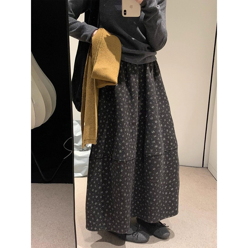 Gray Floral Woolen Floral Bud Skirt for Women, Autumn and Winter High-Waisted Slimming A-Line Mid-Length Umbrella Skirt, Puffy Skirt