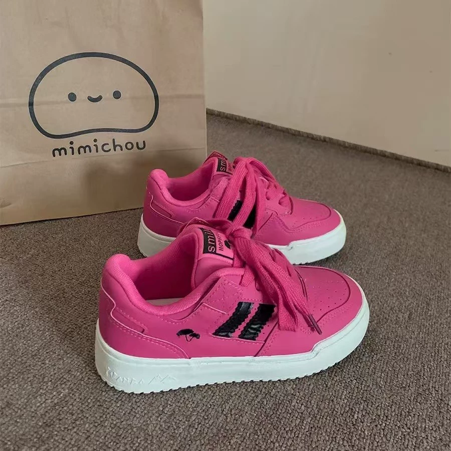 Высокое значение нишевые оригинальные кроссовки женские 2024 новые дикие белые туфли осенняя женская обувь спортивная повседневная обувь