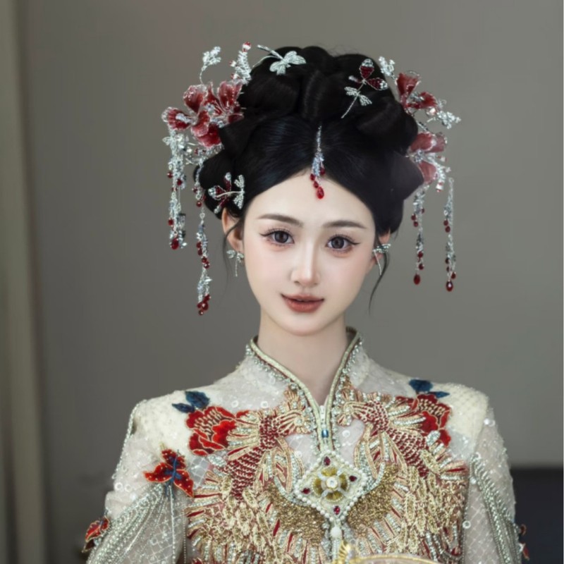 ヘラの高級品の新婦のヘアピンの爆発金は年齢を減らします。|undefined