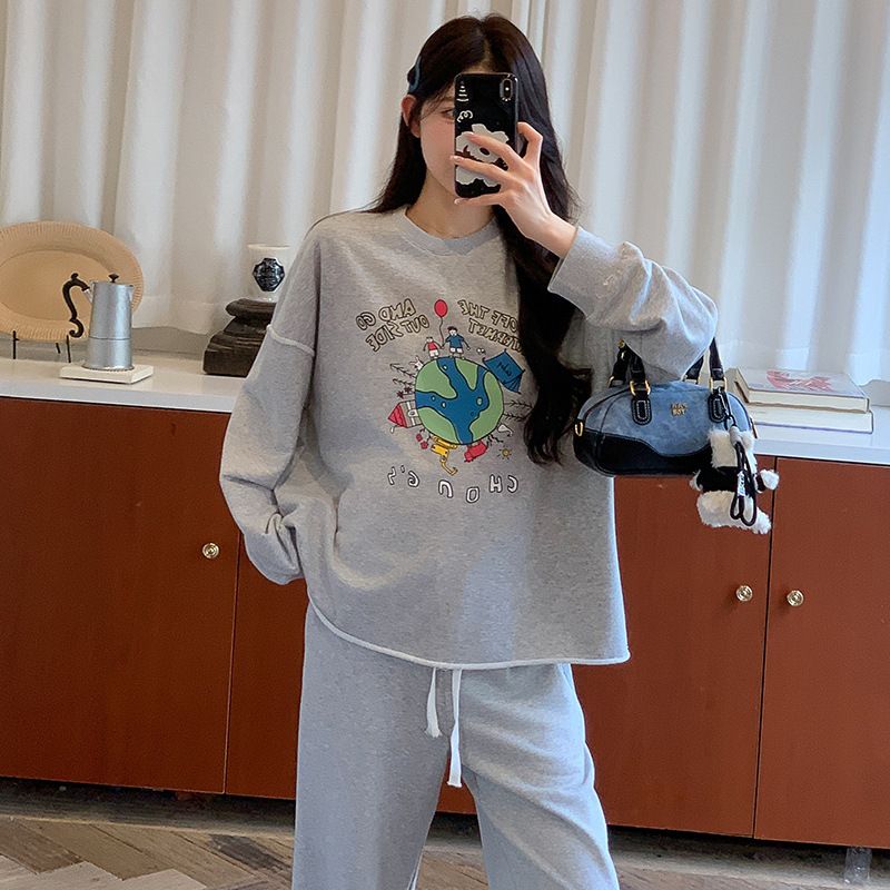 孕妇秋季套装潮妈新款洋气时髦韩版休闲灰色印花卫衣阔腿裤两件套|undefined