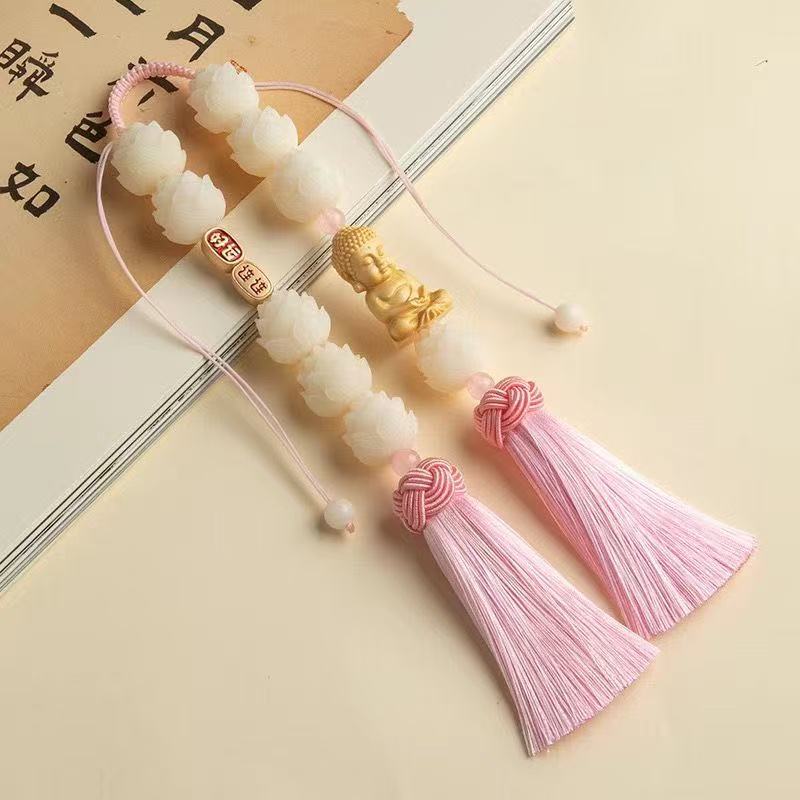 Safe Journey Pendant Car Deer Ornament Car Interior Decoration Car Hanging Decoration Rearview Mirror Pendant for Men and Women