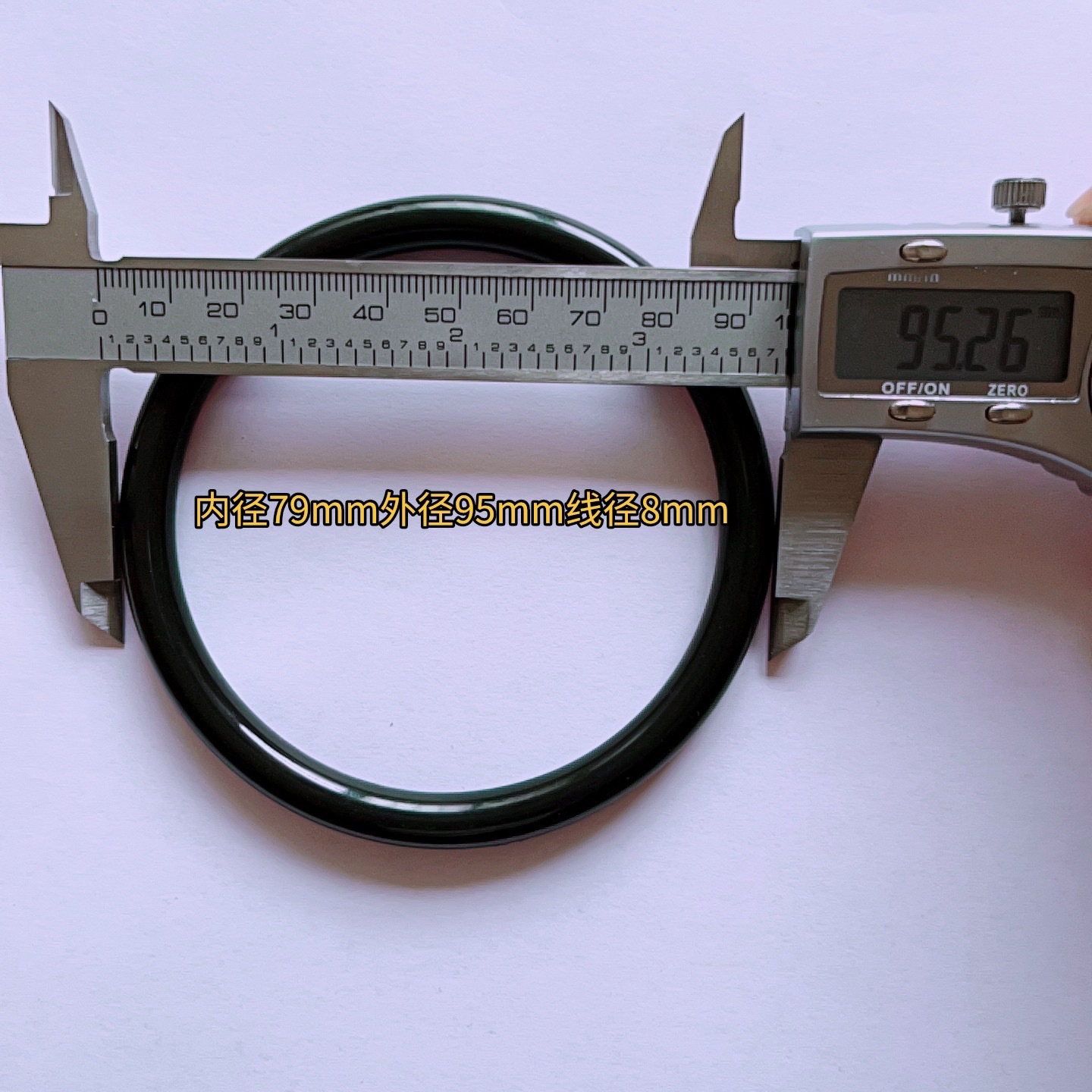 8B1F1AAD0ECAD60DFBA25C3E71445C