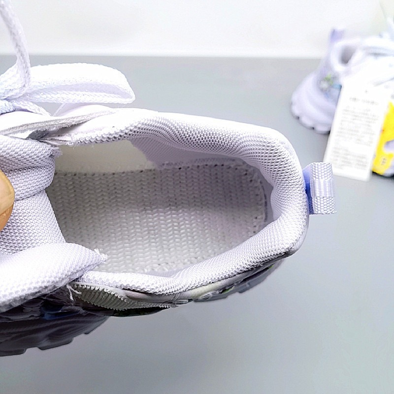 23-32 Pato de tamaño de cuero infantil 2025 nuevo zapato de zapato de botón giratorio para niños de tamaño medio y grande