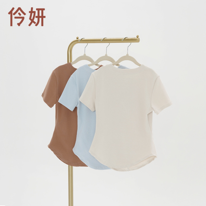 Ropa de yoga para mujeres adultas verano cuello redondo cremallera estilo traje de manga corta simple color sólido transpirable ropa de práctica superior