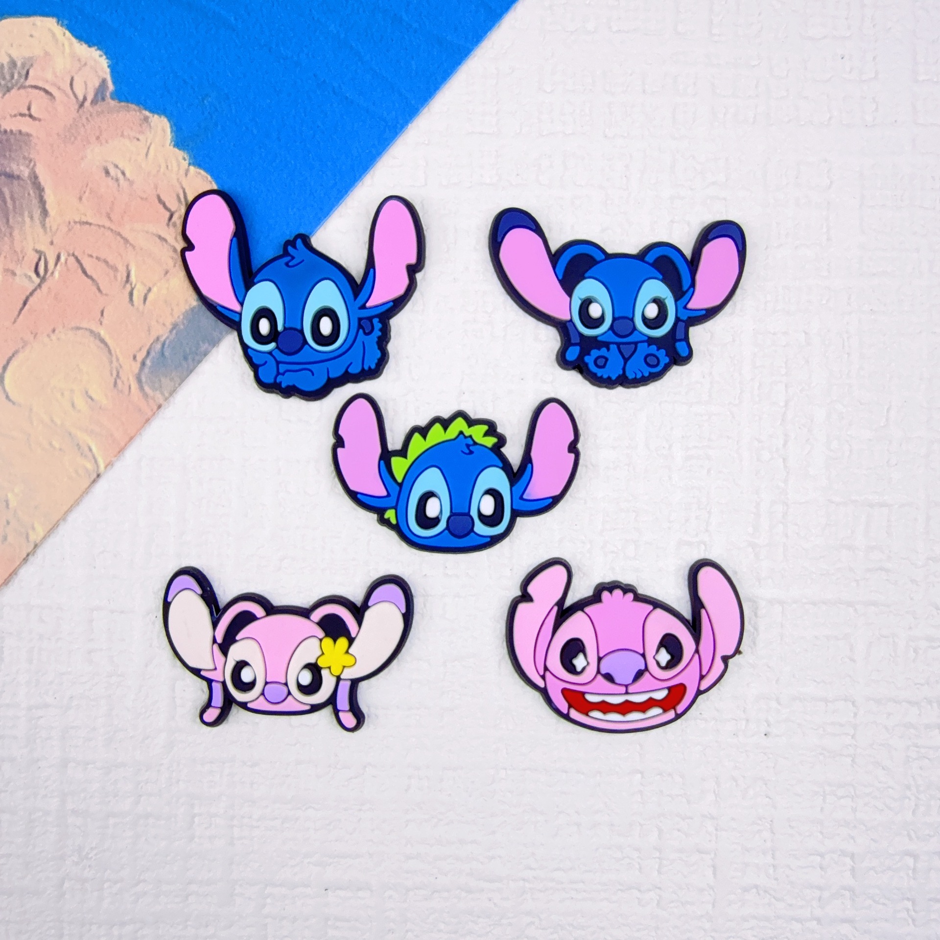 卡通史迪仔PVC软胶贴片洞洞鞋手机壳水杯冰箱贴配diy发夹饰品批发