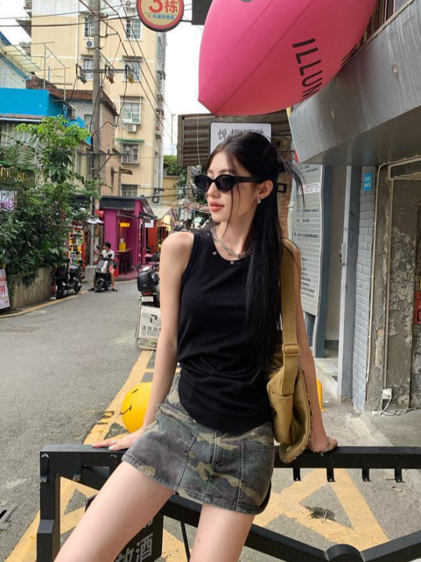 アメリカンクールホットガールファッションスーツ女性のための春の新しいリベットファッションベスト迷彩作業服スカートツーピースセット|undefined