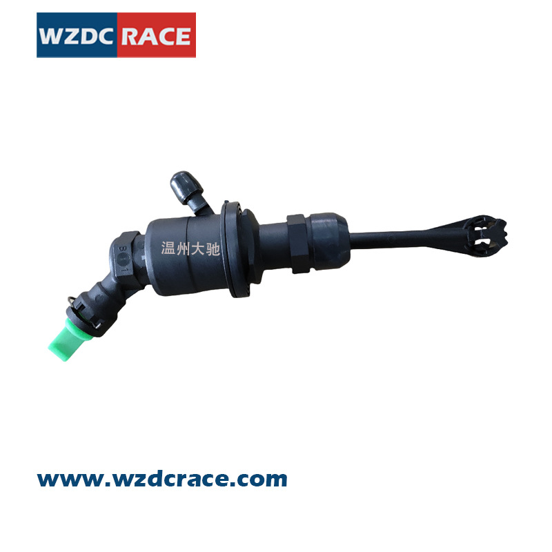 Bomba de embrague automotriz 23810 - 77JA1 bomba de embrague bomba de freno para SUZUKI fábrica directa
