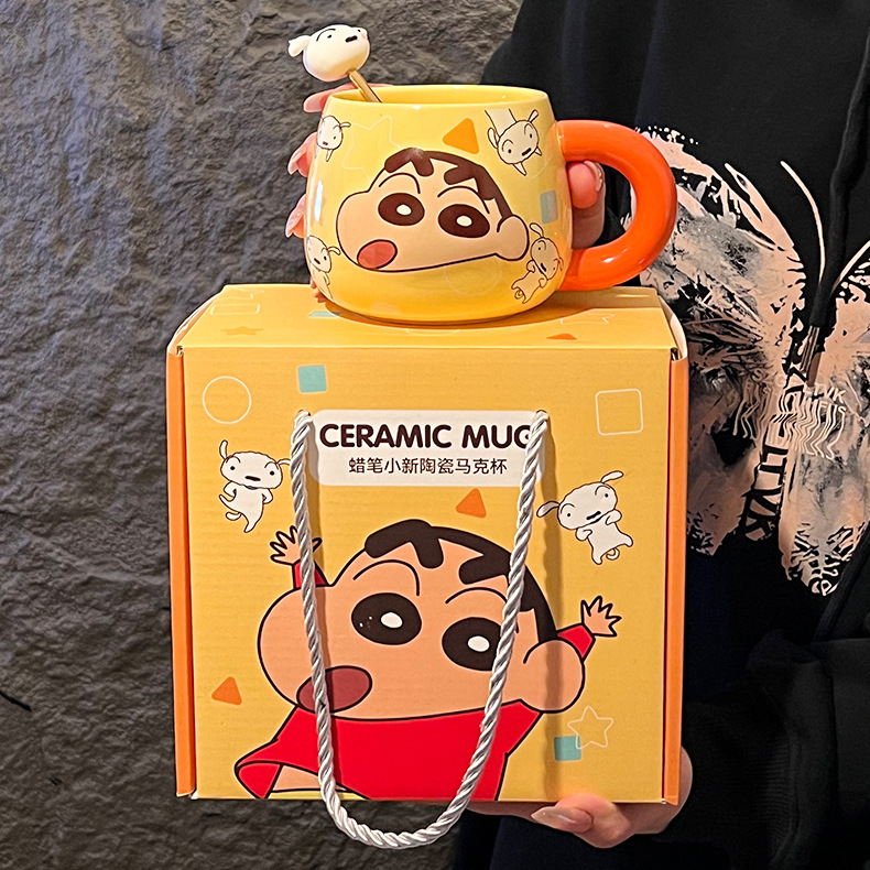 Autenticamente autorizado lápiz pequeño nuevo relieve de cerámica taza de marca encantadora caricatura de alto valor facial taza de pareja de oficina