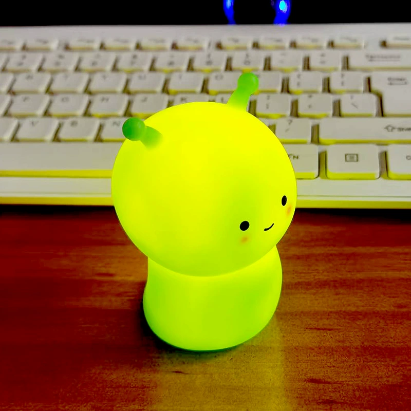 LED Cartoon Night Light, Battery-Powered Cute Animal Lamp, Bedside Desk Decor, 7–11 cm