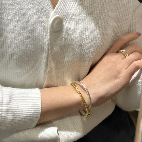 S925 silver Korean version niche design fashionable gold and silver contrast double-layer bracelet personality simple fashionable wave bracelet