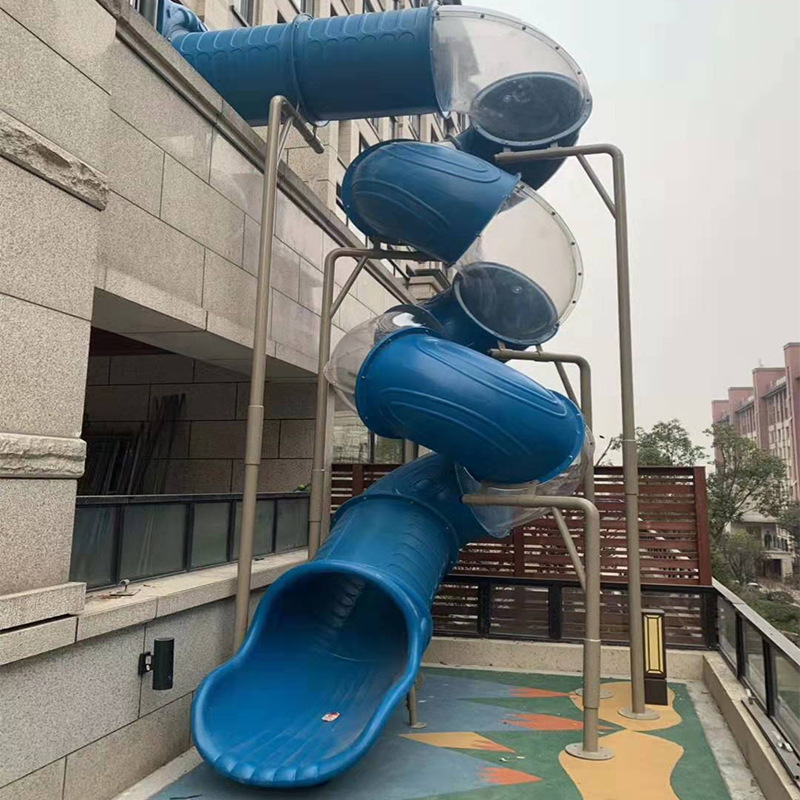 Tobogán de acero inoxidable 304 para exteriores personalizado con orificios perforados, tobogán plano para jardín de infantes, túnel de escalada y deslizamiento para niños, no estándar.