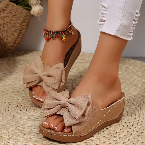 Women's Summer 2025 Wedge Thick Sole Slippers with Wide Straps and Fish Mouth Design, Flower Decorations, Large Size