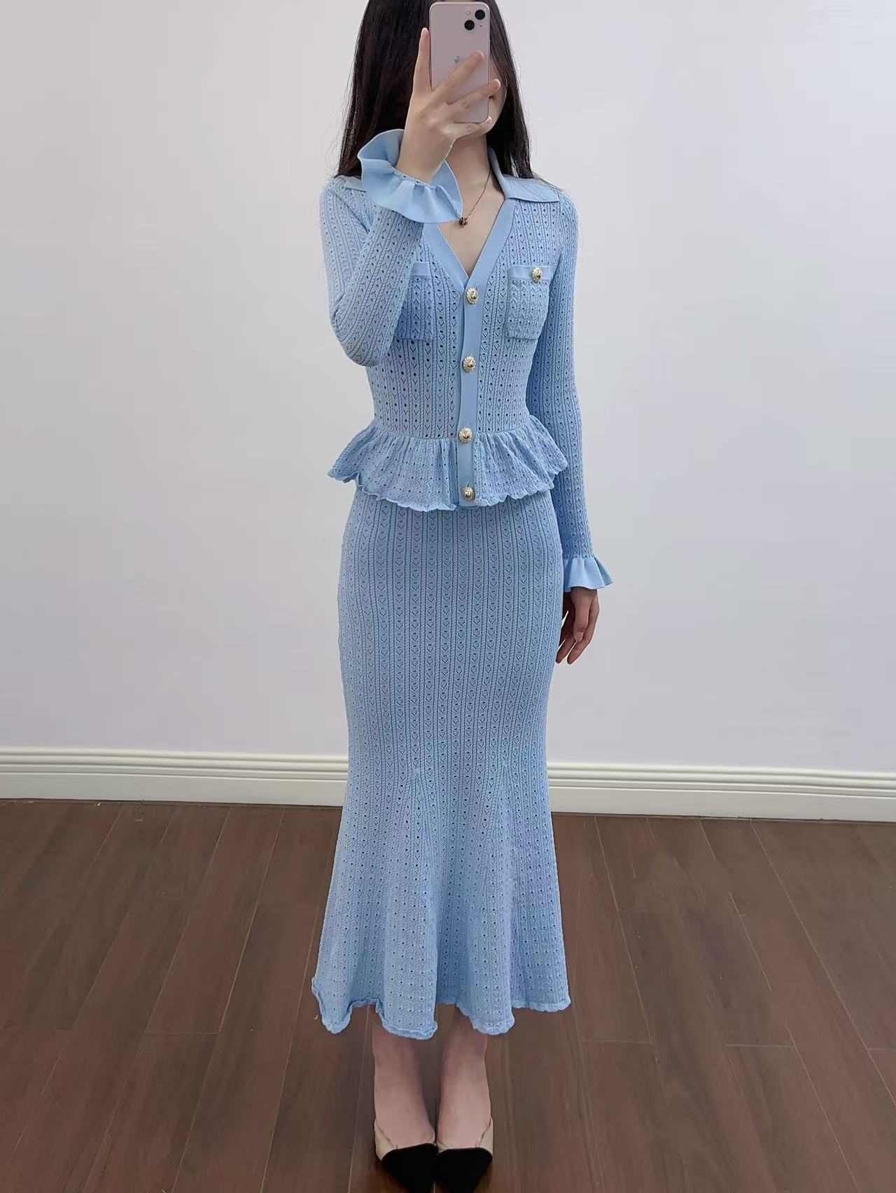 Autumn elegant knitted long-sleeve