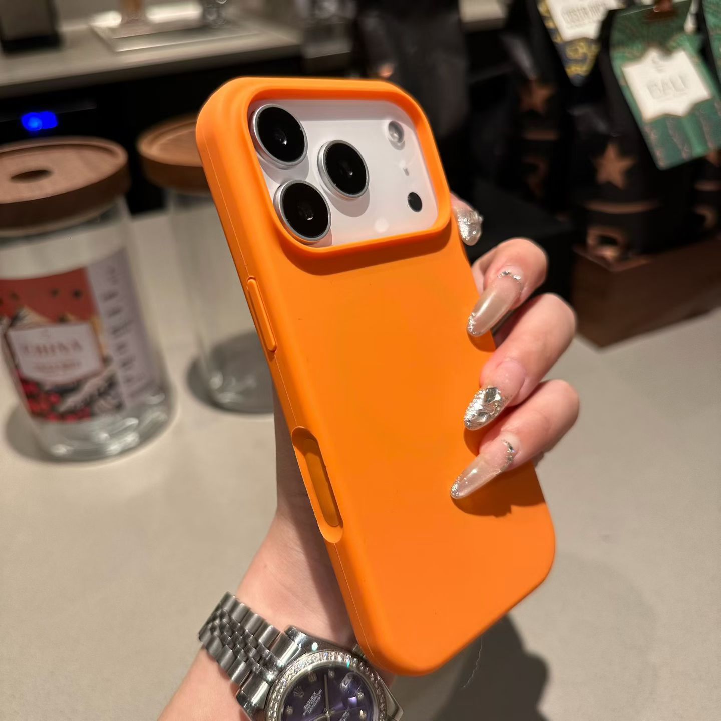 Aplicable a Apple 17 Pro agujero grande piel líquida caja de teléfono móvil todo incluido Ai botón iPhone16 cubierta de protección a prueba de caídas