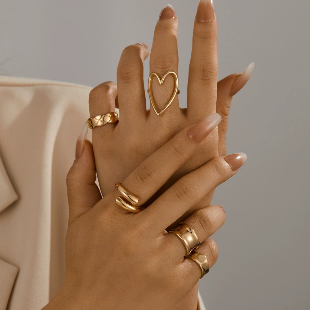 Новый летний универсальный комплект золотых колец с различными формами, геометрическими линиями и формами сердца.