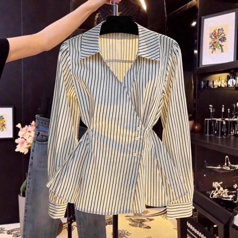 French-Style Striped Shirt for Women, 2025 Autumn New Slim-Fit Irregular Waist-Cinching Long-Sleeve Shirt, Unique and Chic Top French-Style Striped Shirt for Women, 2025 Autumn New Slim-Fit Irregular Waist-Cinching Long-Sleeve Shirt, Unique and Chic Top